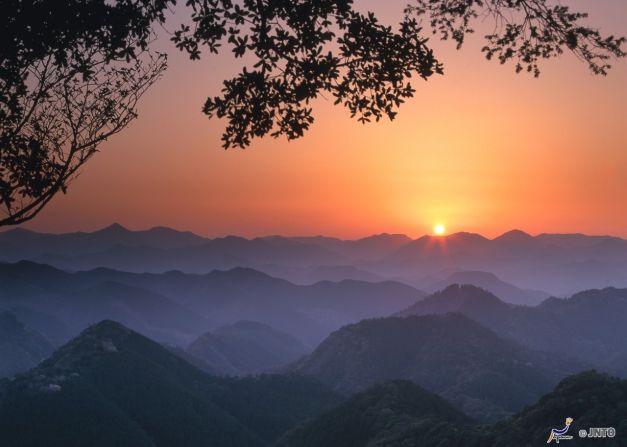 Kumano Kodo (Wakayama): Kumano Kodo, as seen here from the famous Hyakken-gura viewpoint, is a network of seven pilgrimage routes. It's one of only two UNESCO-listed pilgrimages in the world. Find out how to tackle Kumano Kodo here.