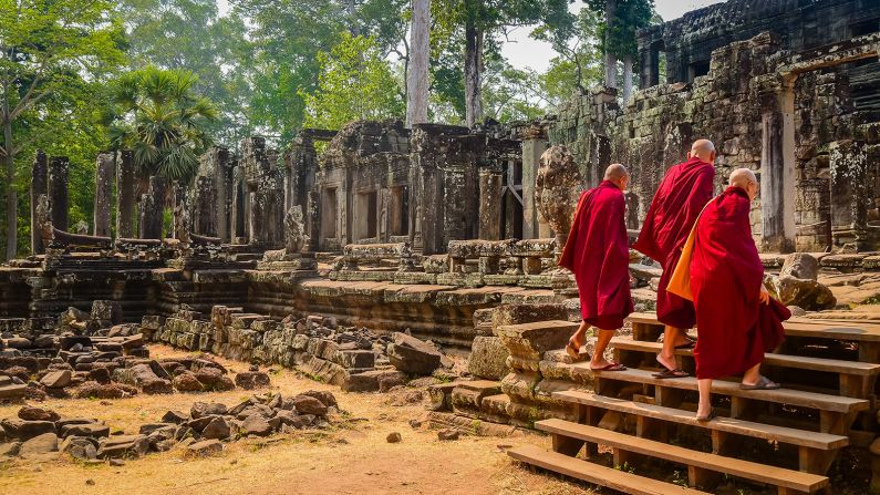 Cambodia: Cambodia has announced plans to reopen Siem Reap and the Angkor Wat temple complex to foreign visitors in January 2022. 