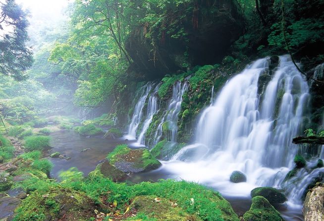 Mototaki Waterfall (Akita): This pretty waterfall, fed by year-round snow on Mount Chokai, remains chilly even during the warmer seasons. It's in Akita prefecture in Japan's Tohoku region. 